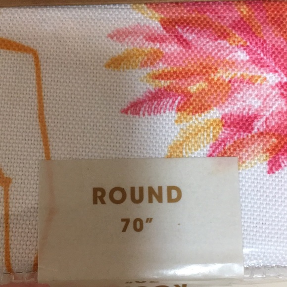 Cynthia Rowley Pink Flamingo Tablecloth - Picture 4 of 6